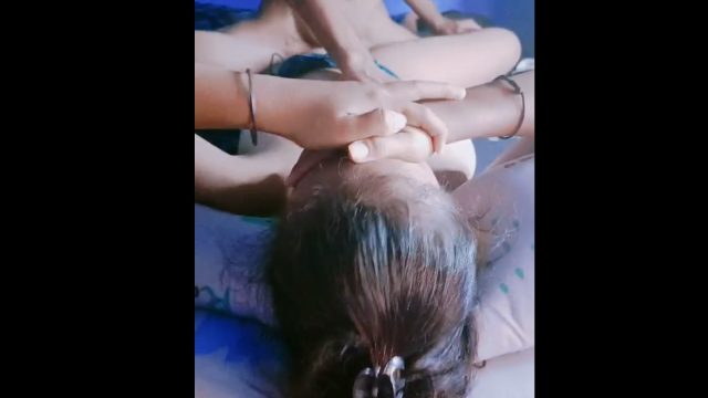 Dini Gadis Kampung Bareng Emak Tirinya