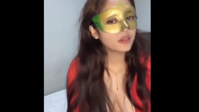 Tante Sendiri Ngewenya Hot Banget
