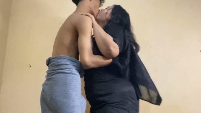 Brondong Muasin Tante Binor di Kos